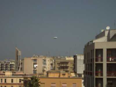 Bari 18.08.2004 (dirigibile)